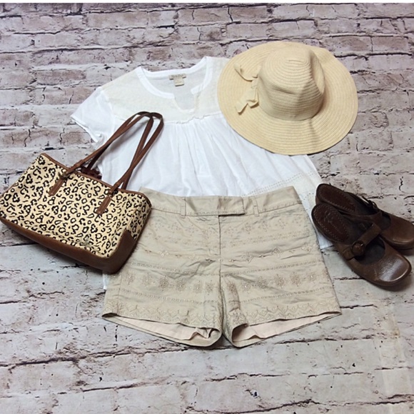 White House Black Market Pants - WHITE HOUSE BLACK MARKET SHORTS